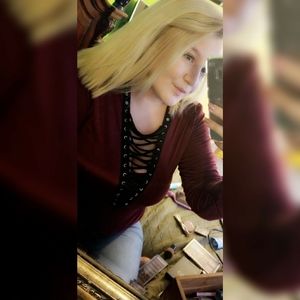 Meet your Posher, Gabrielle